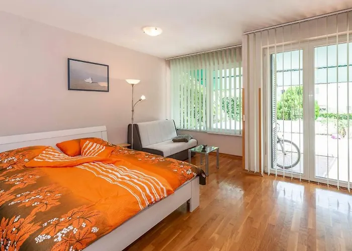 Judy 아파트 로비니